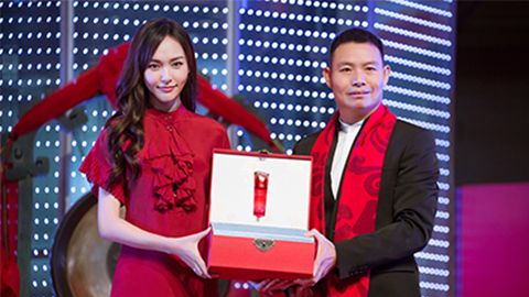 中国美正当红，DB真人A股上市，引领新时代